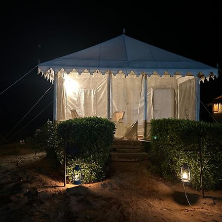 Sunny Desert Camp Kūri Extérieur photo