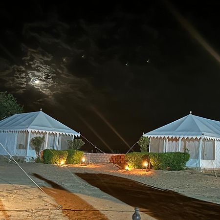 Sunny Desert Camp Kūri Extérieur photo