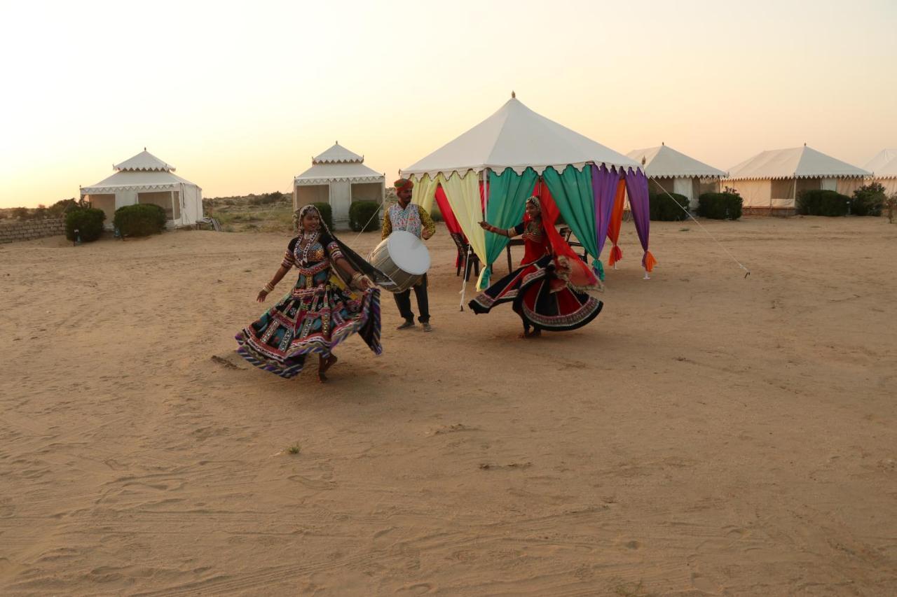 Sunny Desert Camp Kūri Extérieur photo