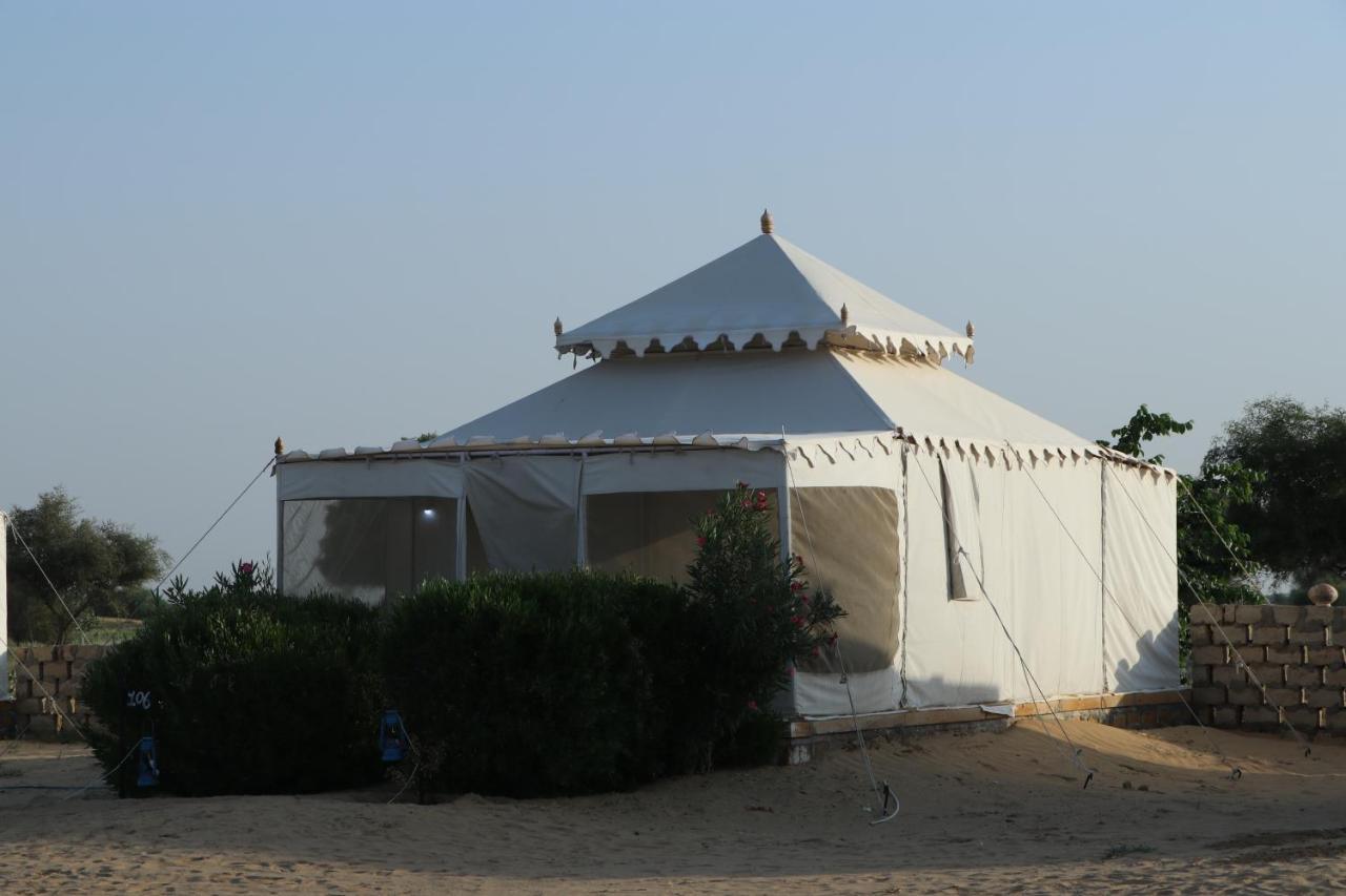 Sunny Desert Camp Kūri Extérieur photo