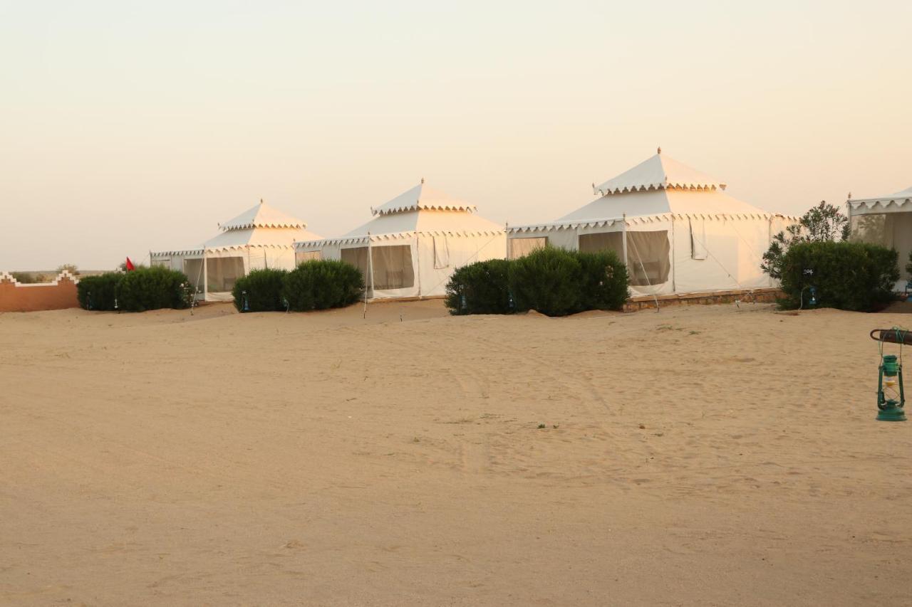 Sunny Desert Camp Kūri Extérieur photo