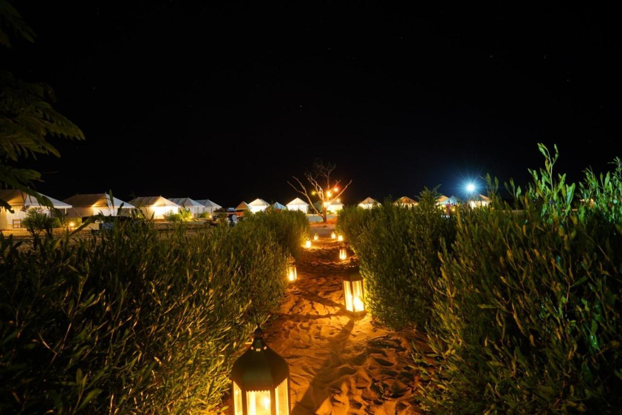 Sunny Desert Camp Kūri Extérieur photo